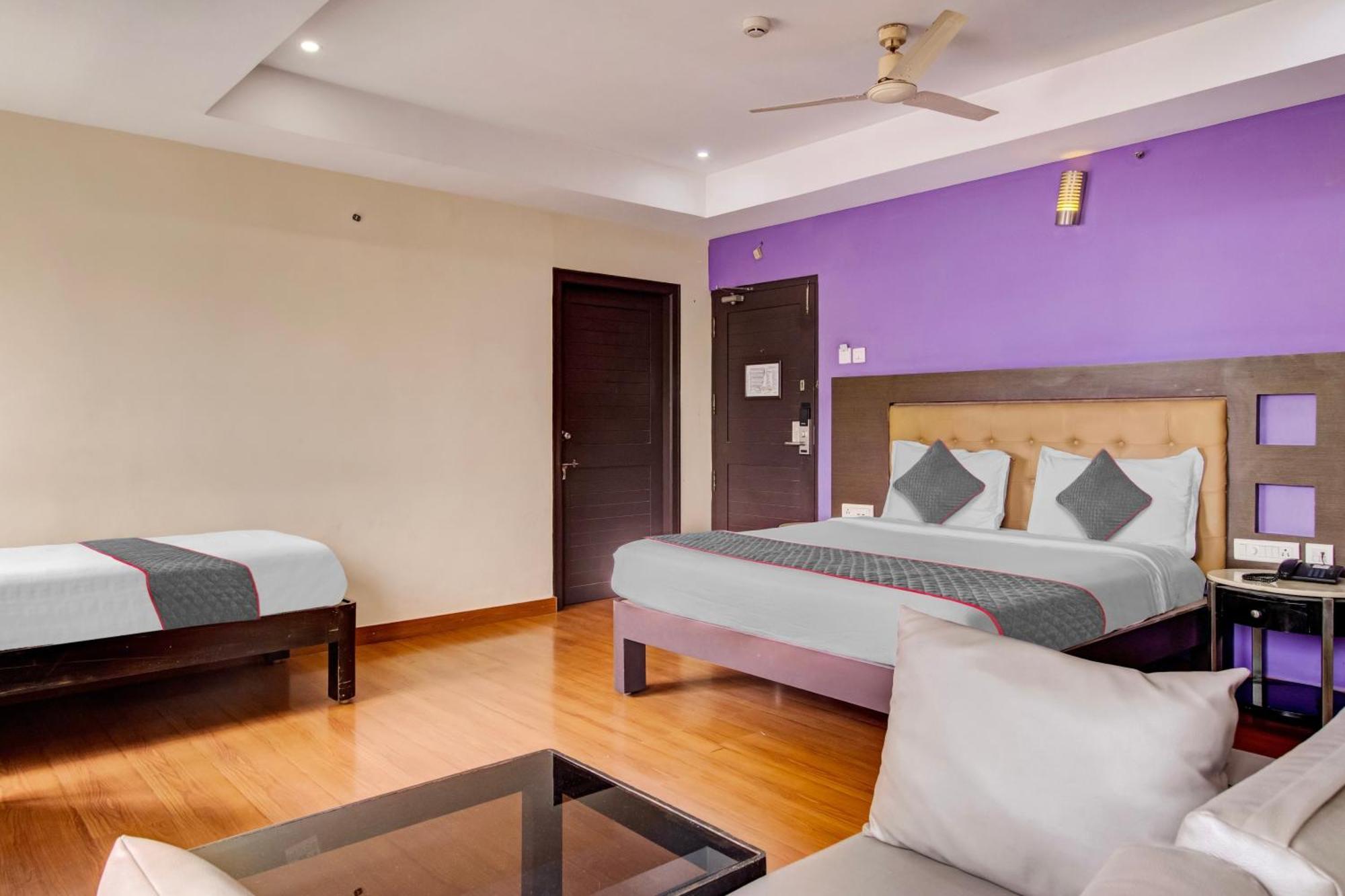 Udayee International Hotel Tirupati Exterior photo